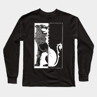 Black&white aesthetic lion image Long Sleeve T-Shirt